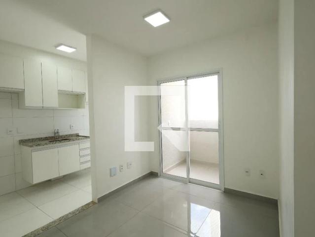 Apartamento para Locação em São José dos Campos/SP Parque Residencial Flamboyant 3 Quartos