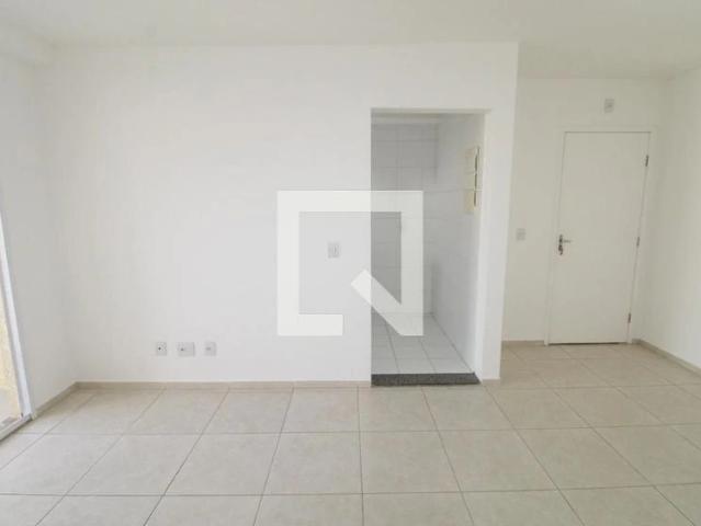 Apartamento para Locação em São José dos Campos/SP Parque Residencial Flamboyant 2 Quartos