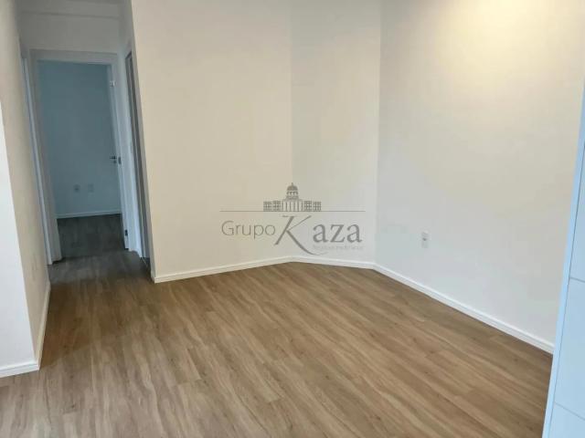 Apartamento para Locação em São José dos Campos/SP Parque Residencial Flamboyant 2 Quartos