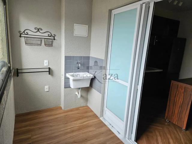 Apartamento para Locação em São José dos Campos/SP Vila Industrial 2 Quartos