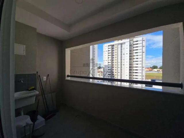 Apartamento para Locação em São José dos Campos/SP Vila Industrial 2 Quartos