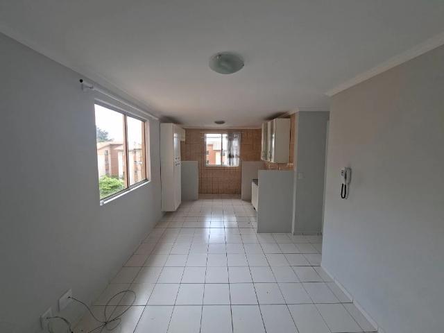 Apartamento para Locação em São José dos Pinhais/PR Colônia Rio Grande 2 Quartos