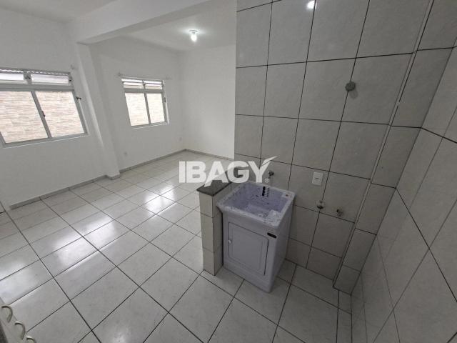 Apartamento para Locação em São José/SC Nossa Senhora do Rosário 1 Quartos