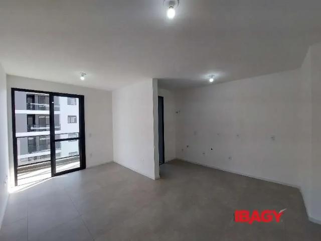 Apartamento para Locação em São José/SC Areias 2 Quartos