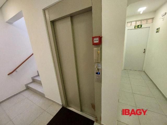 Apartamento para Locação em São José/SC Barreiros 2 Quartos