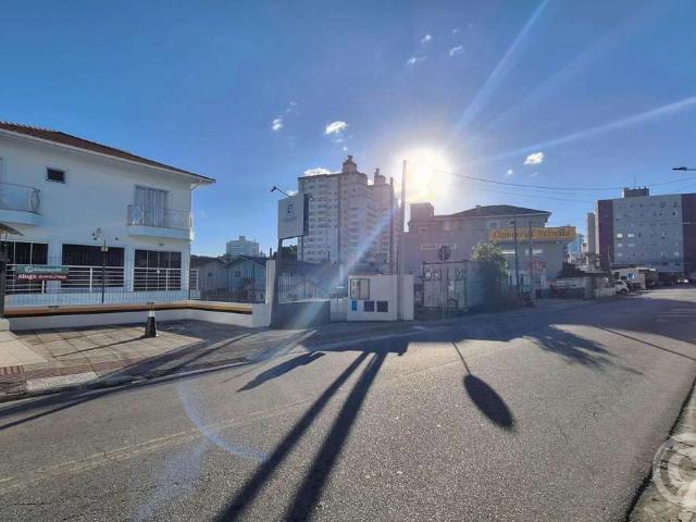 Apartamento para Locação em São José/SC Barreiros 2 Quartos