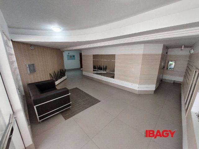 Apartamento para Locação em São José/SC Barreiros 3 Quartos