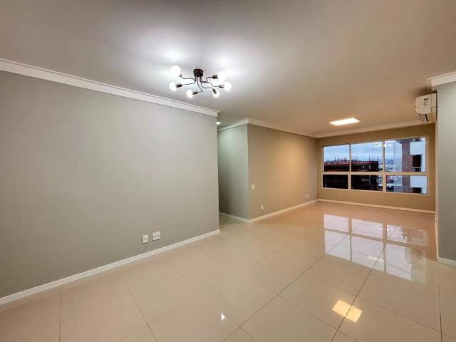 Apartamento para Locação em São José/SC Campinas 2 Quartos