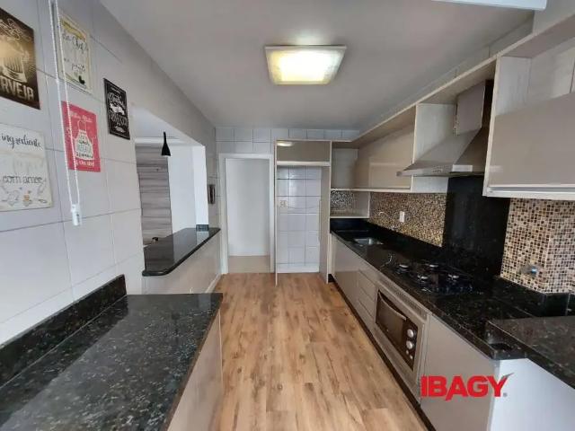 Apartamento para Locação em São José/SC Campinas 2 Quartos