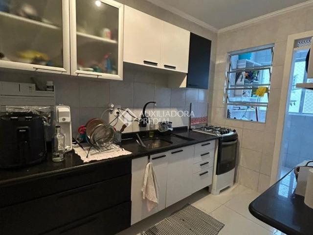 Apartamento para Locação em São José/SC Campinas 2 Quartos