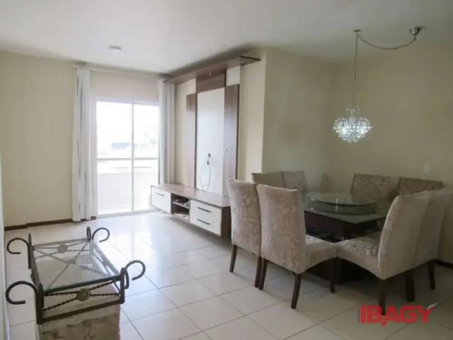 Apartamento para Locação em São José/SC Campinas 3 Quartos