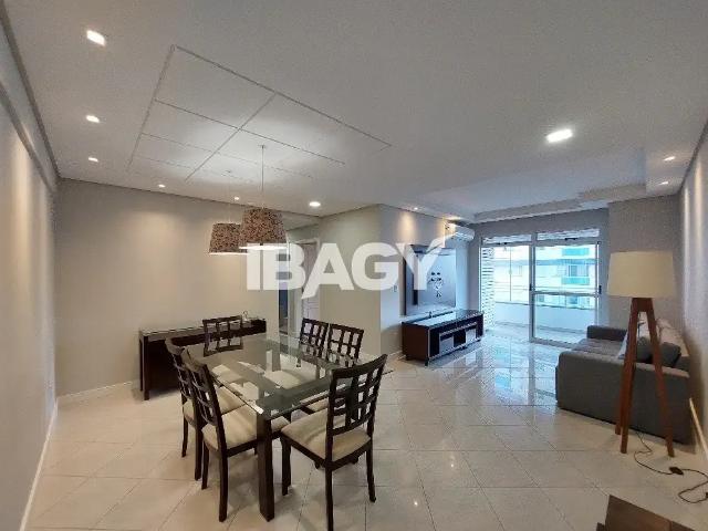 Apartamento para Locação em São José/SC Campinas 3 Quartos