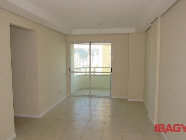 Apartamento para Locação em São José/SC Campinas 3 Quartos