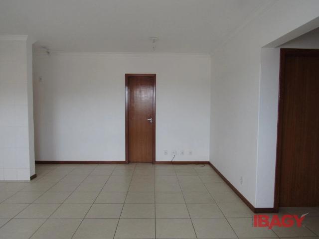 Apartamento para Locação em São José/SC Fazenda Santo Antônio 2 Quartos