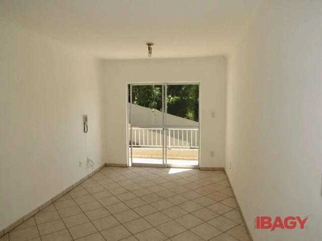 Apartamento para Locação em São José/SC Ponta de Baixo 2 Quartos