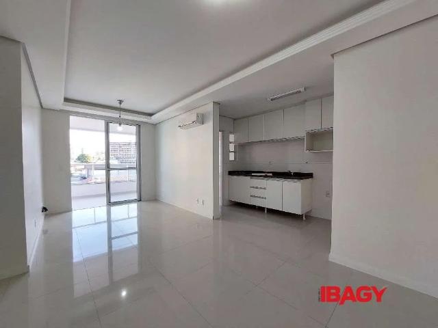 Apartamento para Locação em São José/SC Praia Comprida 2 Quartos