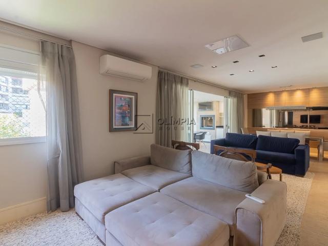 Apartamento para Locação em São Paulo/SP Vila Olímpia 3 Quartos
