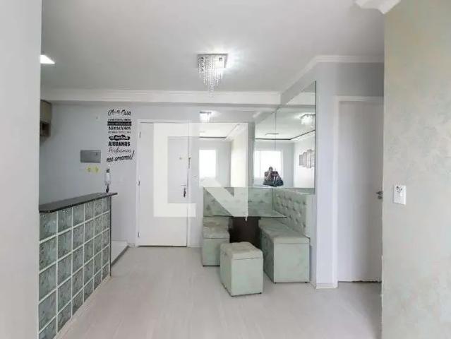 Apartamento para Locação em São Paulo/SP Vila Carmosina 2 Quartos