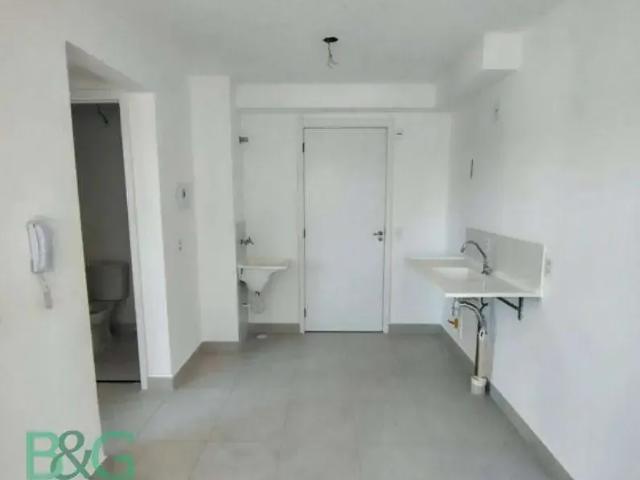 Apartamento para Locação em São Paulo/SP Vila Carmosina 2 Quartos
