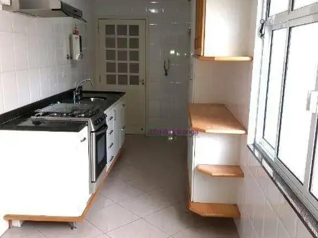 Apartamento para Locação em São Paulo/SP Vila Gumercindo 3 Quartos