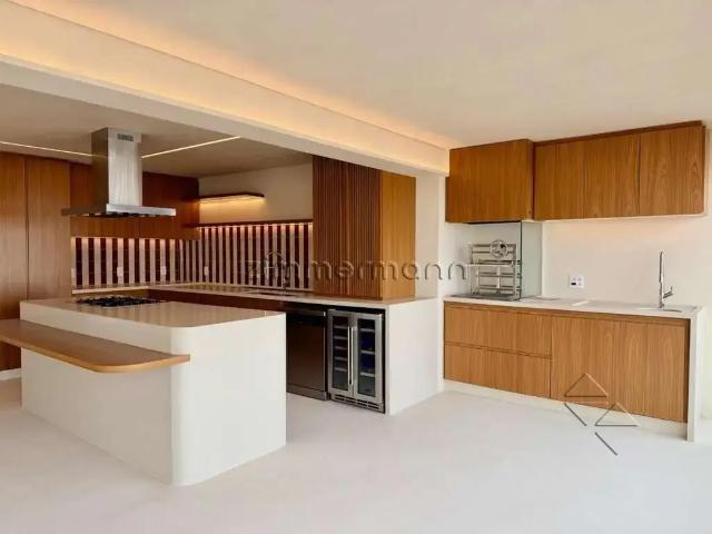 Apartamento para Locação em São Paulo/SP Vila Romana 4 Quartos