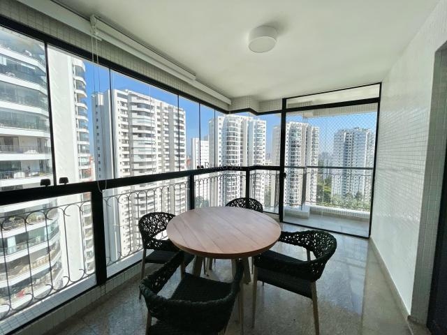 Apartamento para Locação em São Paulo/SP Alto da Boa Vista 4 Quartos