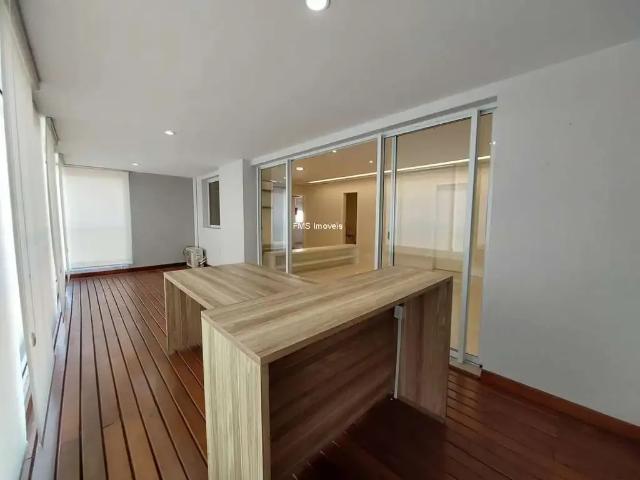 Apartamento para Locação em São Paulo/SP Alto da Boa Vista 3 Quartos