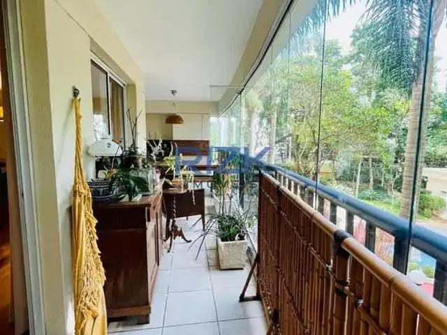 Apartamento para Locação em São Paulo/SP Cambuci 4 Quartos