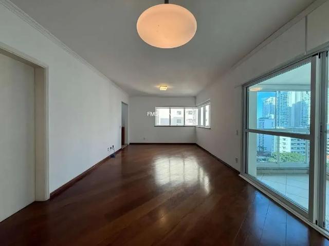 Apartamento para Locação em São Paulo/SP Campo Belo 3 Quartos