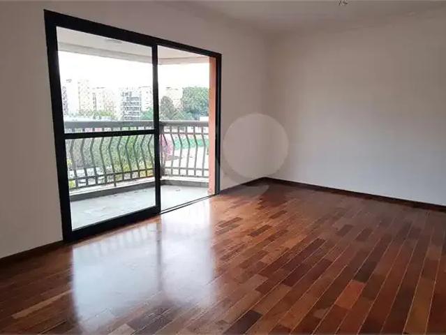 Apartamento para Locação em São Paulo/SP Chácara Santo Antônio 3 Quartos