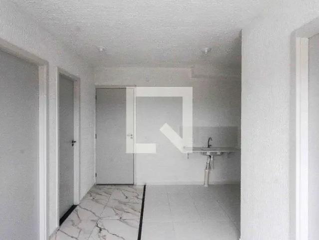 Apartamento para Locação em São Paulo/SP Cidade Satélite Santa Bárbara 2 Quartos