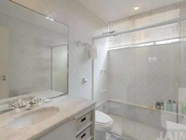 Apartamento para Locação em São Paulo/SP Higienópolis 3 Quartos