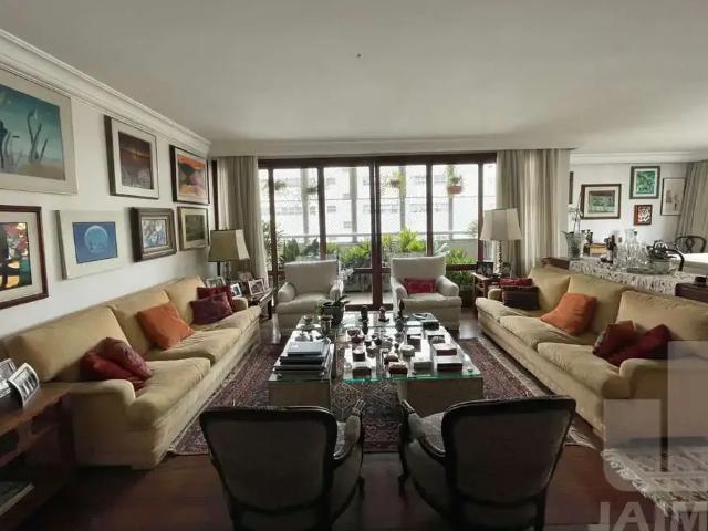 Apartamento para Locação em São Paulo/SP Higienópolis 4 Quartos