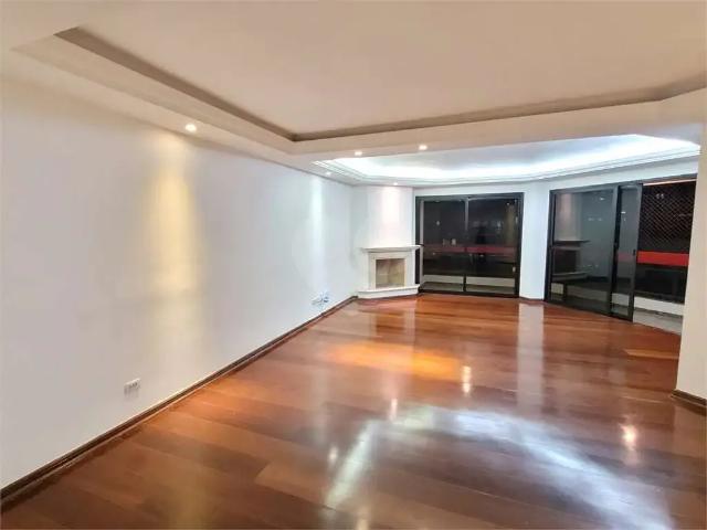 Apartamento para Locação em São Paulo/SP Itaim Bibi 3 Quartos
