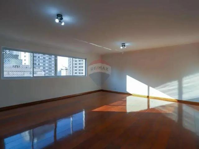 Apartamento para Locação em São Paulo/SP Itaim Bibi 3 Quartos