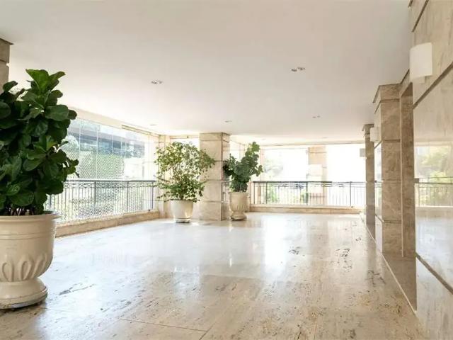 Apartamento para Locação em São Paulo/SP Jardim América 5 Quartos