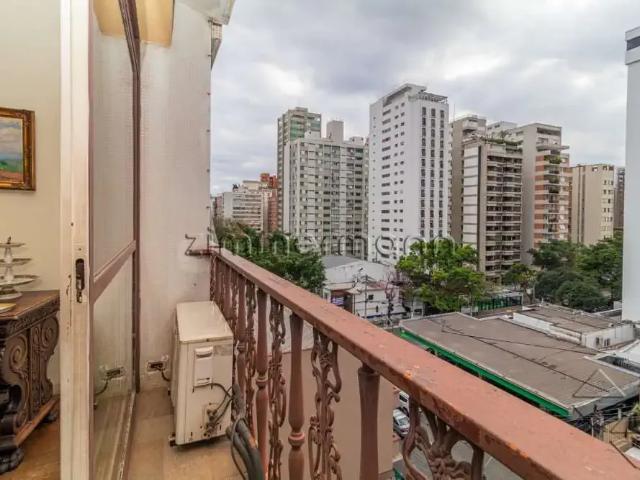 Apartamento para Locação em São Paulo/SP Jardim América 3 Quartos