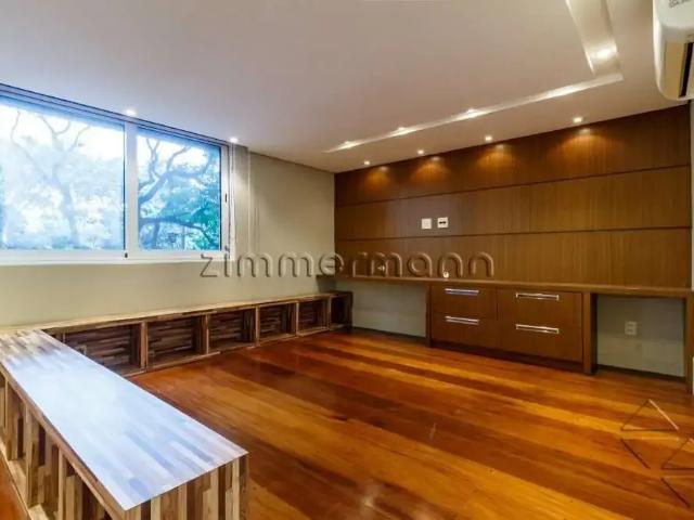 Apartamento para Locação em São Paulo/SP Jardim Europa 2 Quartos