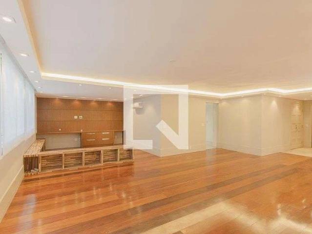 Apartamento para Locação em São Paulo/SP Jardim Europa 3 Quartos