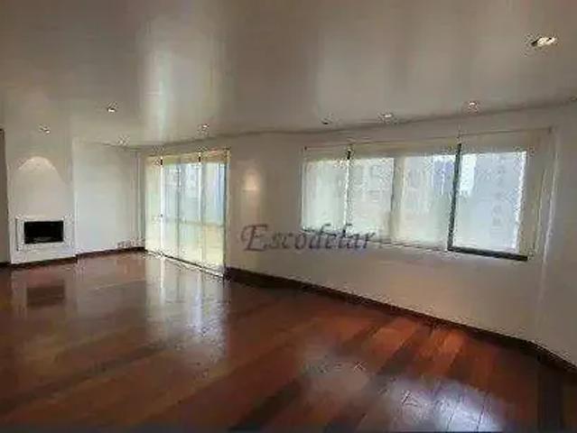Apartamento para Locação em São Paulo/SP Jardim Europa 3 Quartos