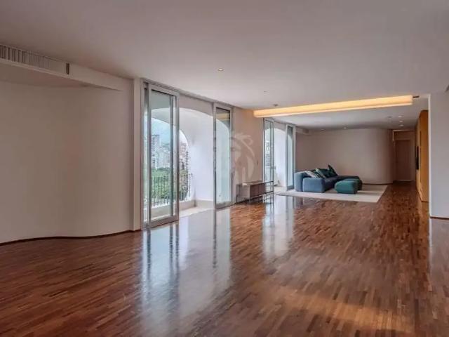 Apartamento para Locação em São Paulo/SP Jardim Europa 4 Quartos