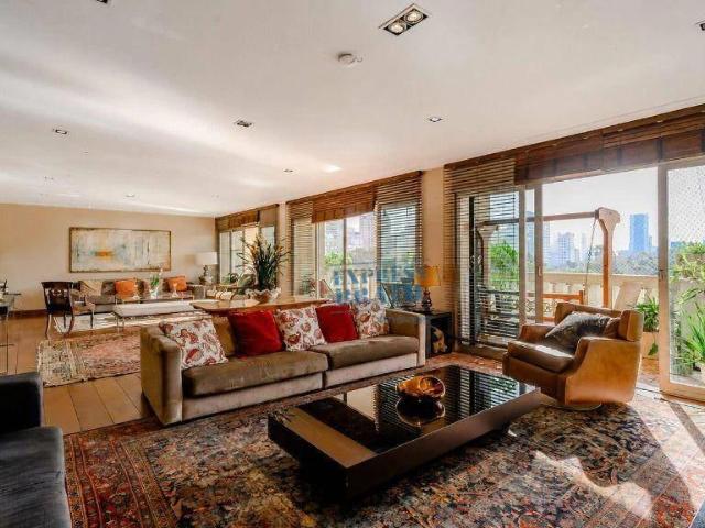 Apartamento para Locação em São Paulo/SP Jardim Europa 4 Quartos