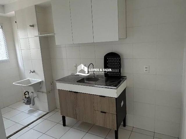 Apartamento para Locação em São Paulo/SP Jardim Helga 2 Quartos