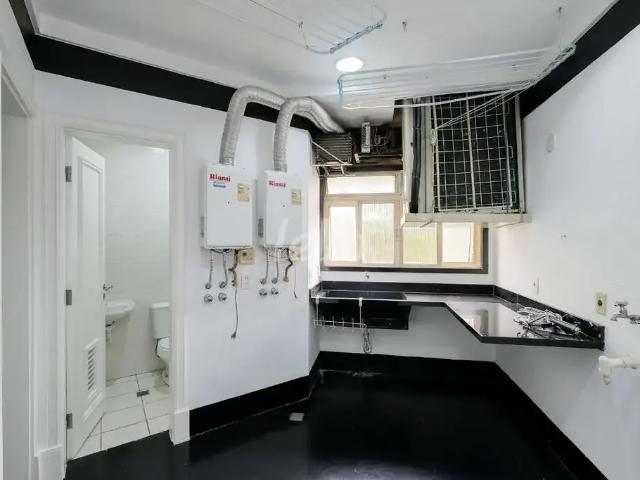 Apartamento para Locação em São Paulo/SP Jardim Leonor 3 Quartos