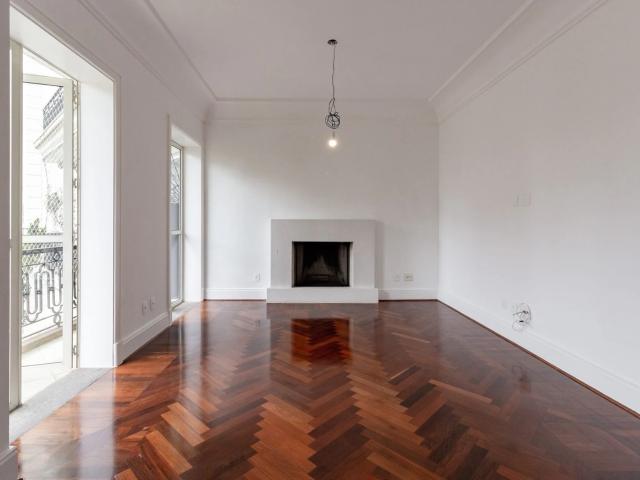 Apartamento para Locação em São Paulo/SP Jardim Leonor 4 Quartos