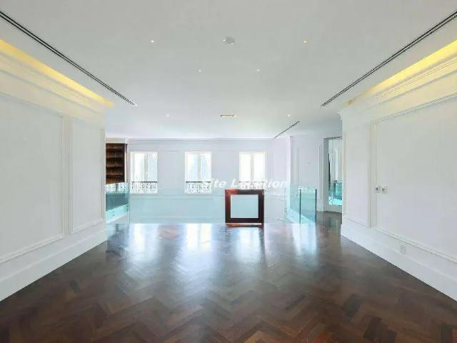 Apartamento para Locação em São Paulo/SP Jardim Leonor 4 Quartos