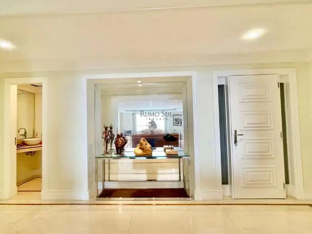 Apartamento para Locação em São Paulo/SP Jardim Marajoara 4 Quartos