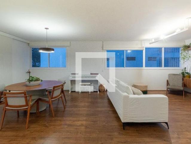 Apartamento para Locação em São Paulo/SP Jardim Paulista 3 Quartos