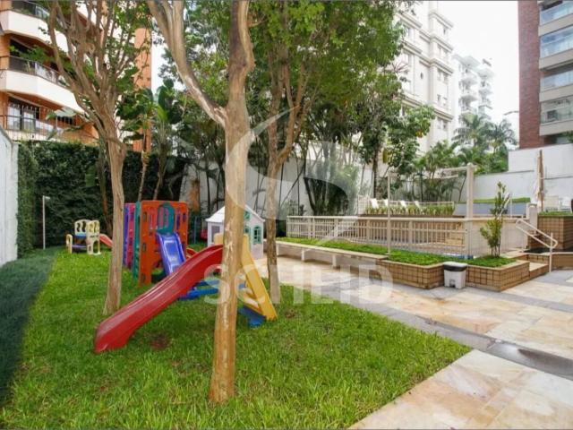 Apartamento para Locação em São Paulo/SP Jardins 3 Quartos