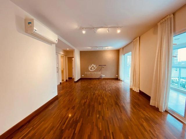 Apartamento para Locação em São Paulo/SP Moema 3 Quartos